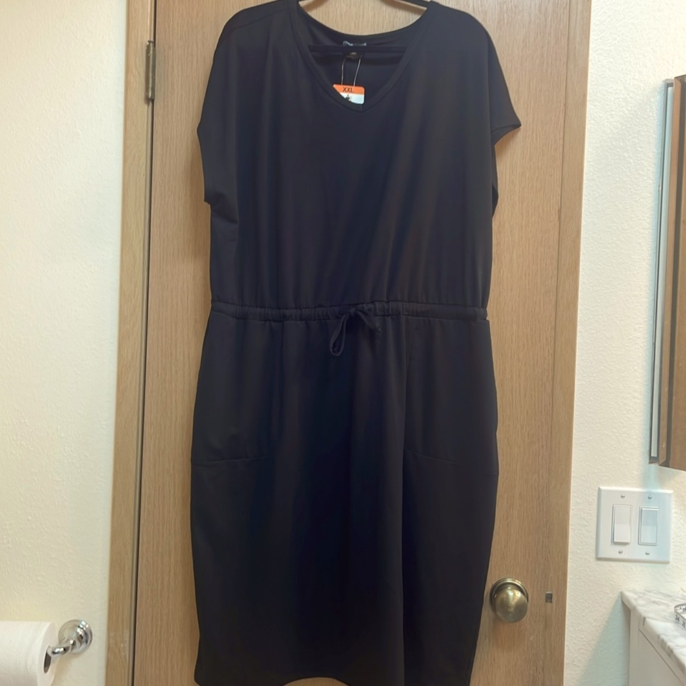 New 32 Degrees Dress